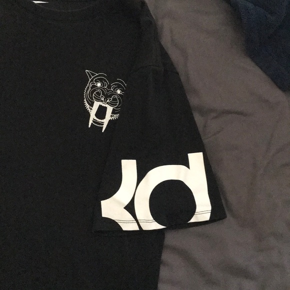Nike - Kevin Durant short sleeved shirt - Picture 2 of 3